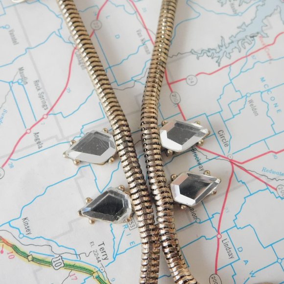 long crystal statement necklace - Picture 4 of 6